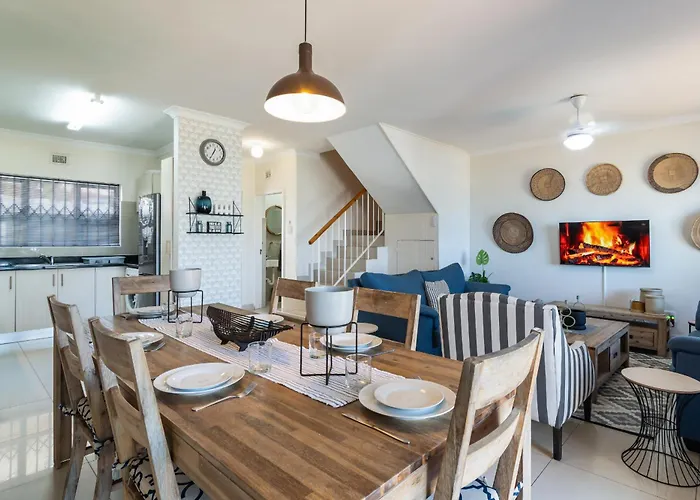 Ballito Beach Villa - La Toinette 8